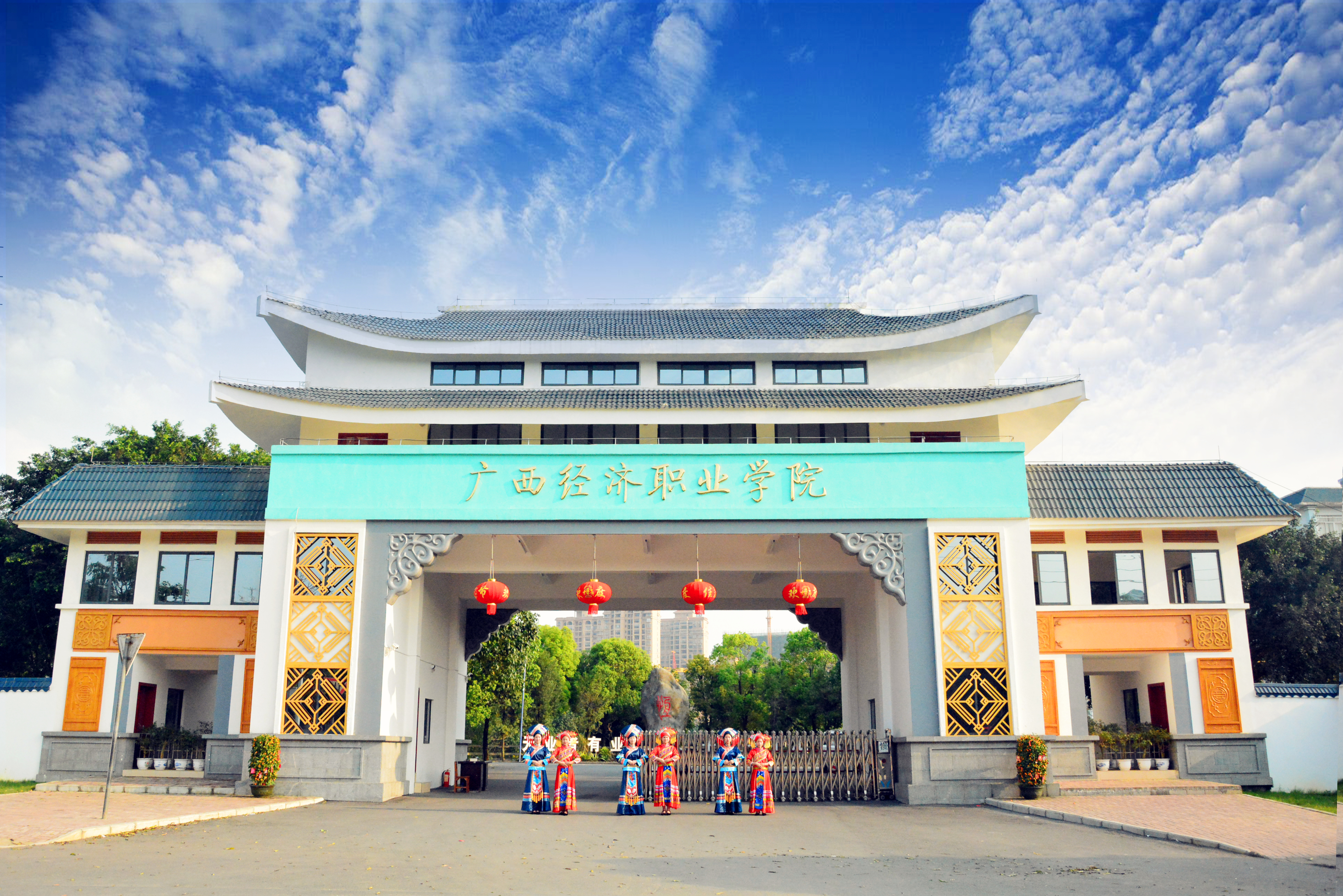 本科一批征集志愿学校名单_本科三批征集志愿院校分专业名单_本科批次征集志愿